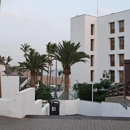 Casa Fariones פוארטו דל כרמן